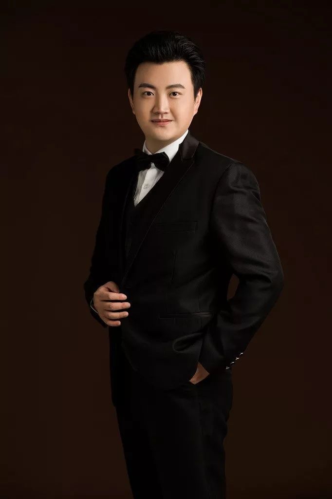 Han Junyu, tenor