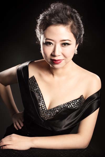中央歌剧院女中音歌唱家——牛莎莎
