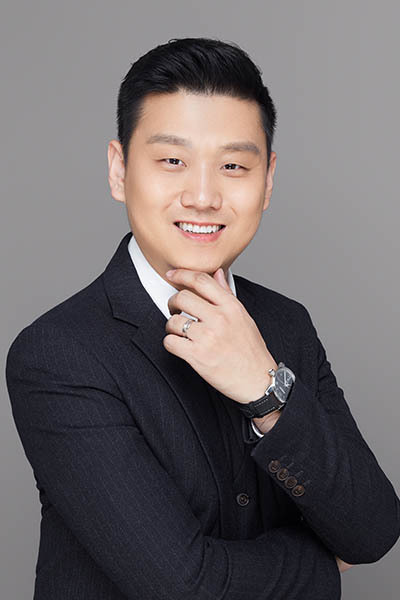中央歌剧院男中音歌唱家—— 张晓元