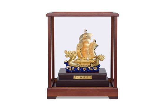 一帆风顺藏金阁立体金箔摆件_深圳市鼎豪藏金阁珠宝有限公司