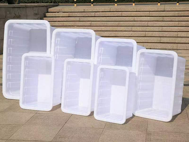 Plastic water tank