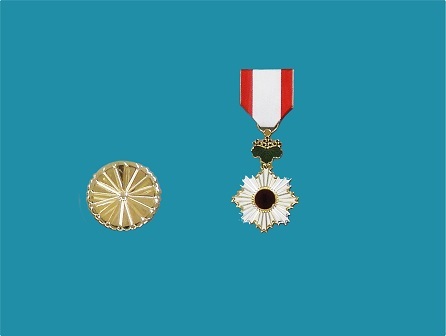 President Nakajima was awarded the Medal of "Rising Sun and Double Light"