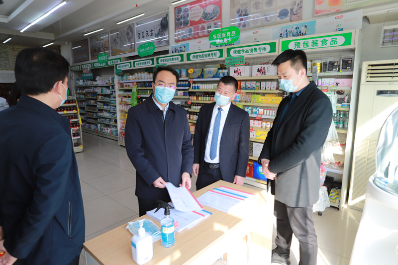 2022年3月,城阳区副区长刘聚刚莅临老哥俱乐部门店指导疫情防控工作 2022年3月,城阳区副区长刘聚刚莅临老哥俱乐部门店指导疫情防控工作