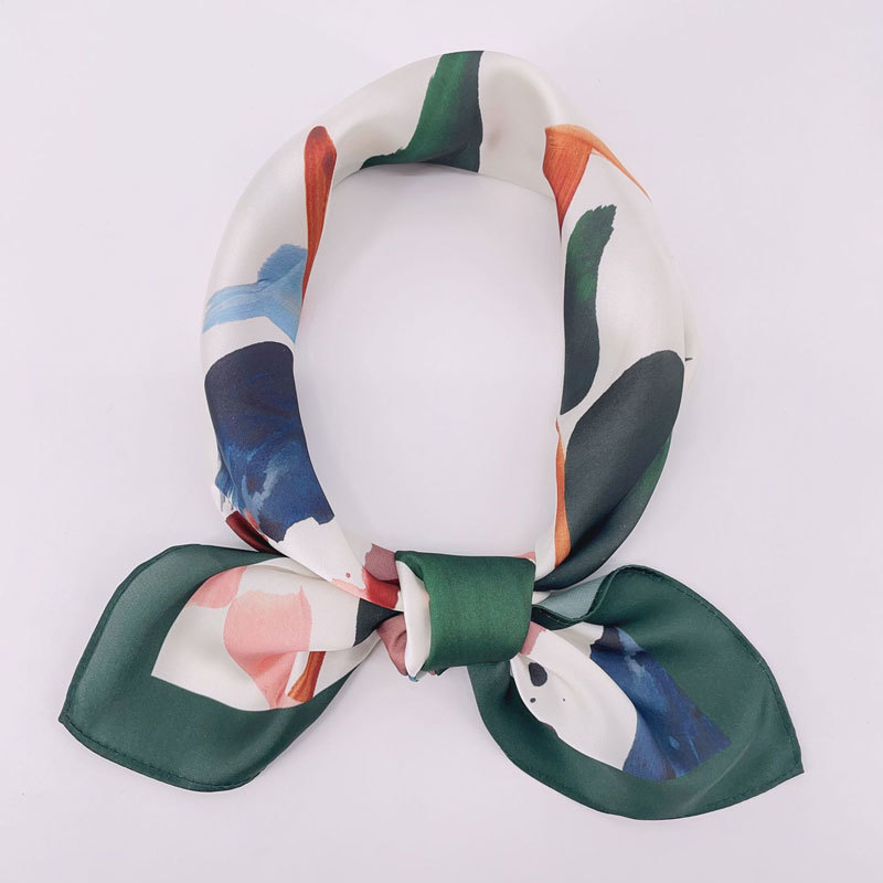 Customized renewable fabric scarves from manufacturers, elegantly paired with square scarves, vintage and fashionable scarves, women's autumn warm scarf