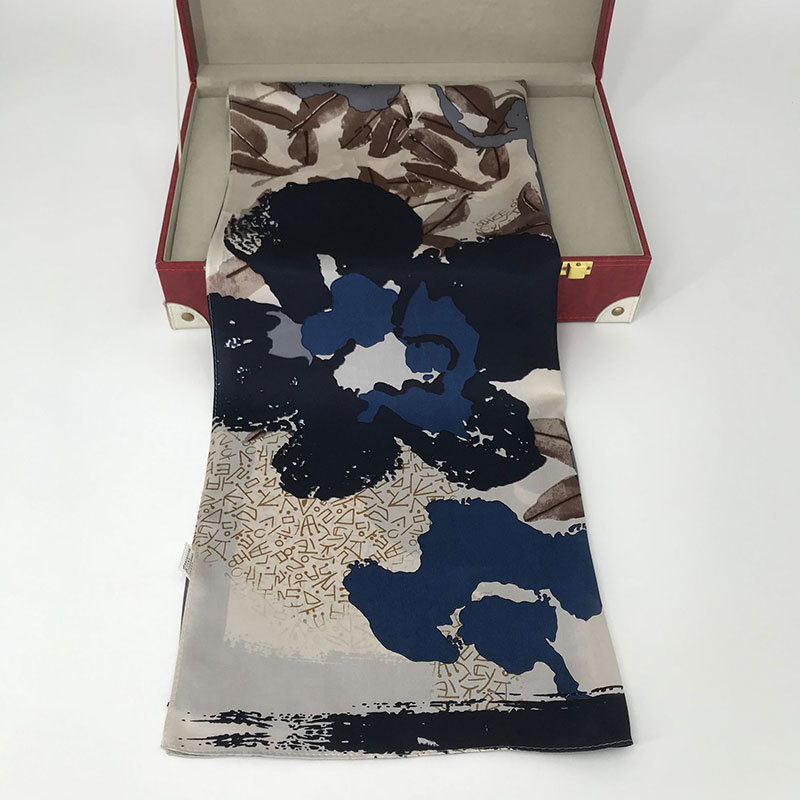 Hangzhou mulberry silk warm scarf with double-sided printed silk scarf, versatile and fashionable for women, medium length shawl, autumn and winter scarf