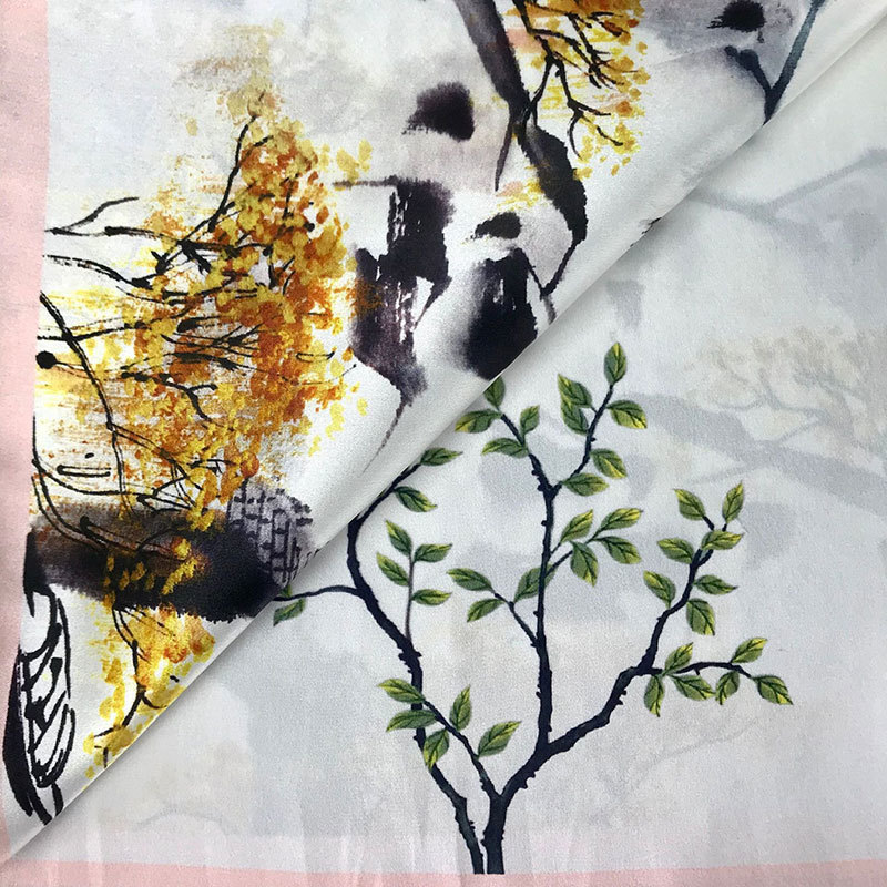 Versatile printed silk scarf, mulberry silk light luxury, autumn and winter warmth keeping small square scarf, elegant Chinese style high-end scarf