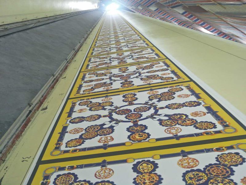 Manual plate lifting Manual plate lifting