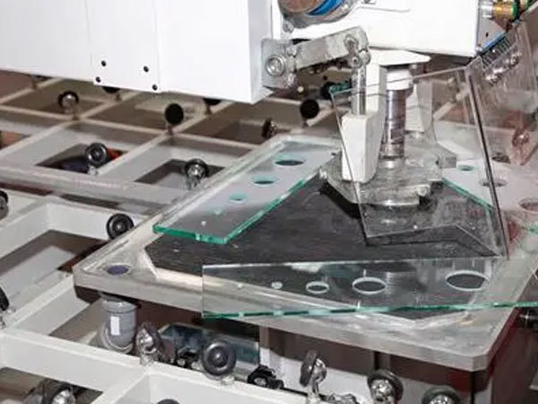 Auto glass drilling machine