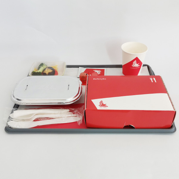 Embracing Sustainability: The Benefits of Airline Biodegradable Tableware Sets