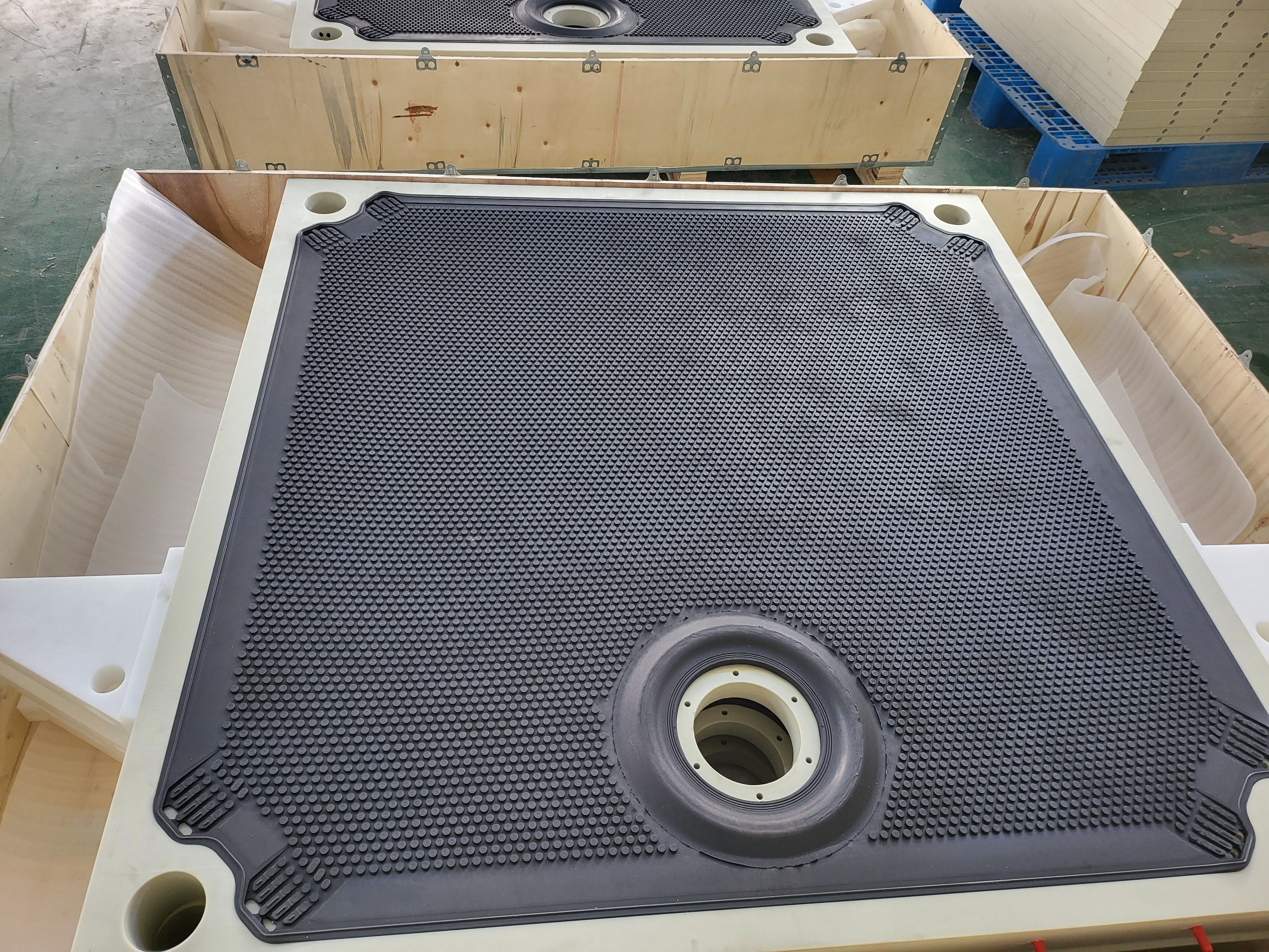 Understanding the Role of the 1500 Diaphragm Plate in Industrial Filtration