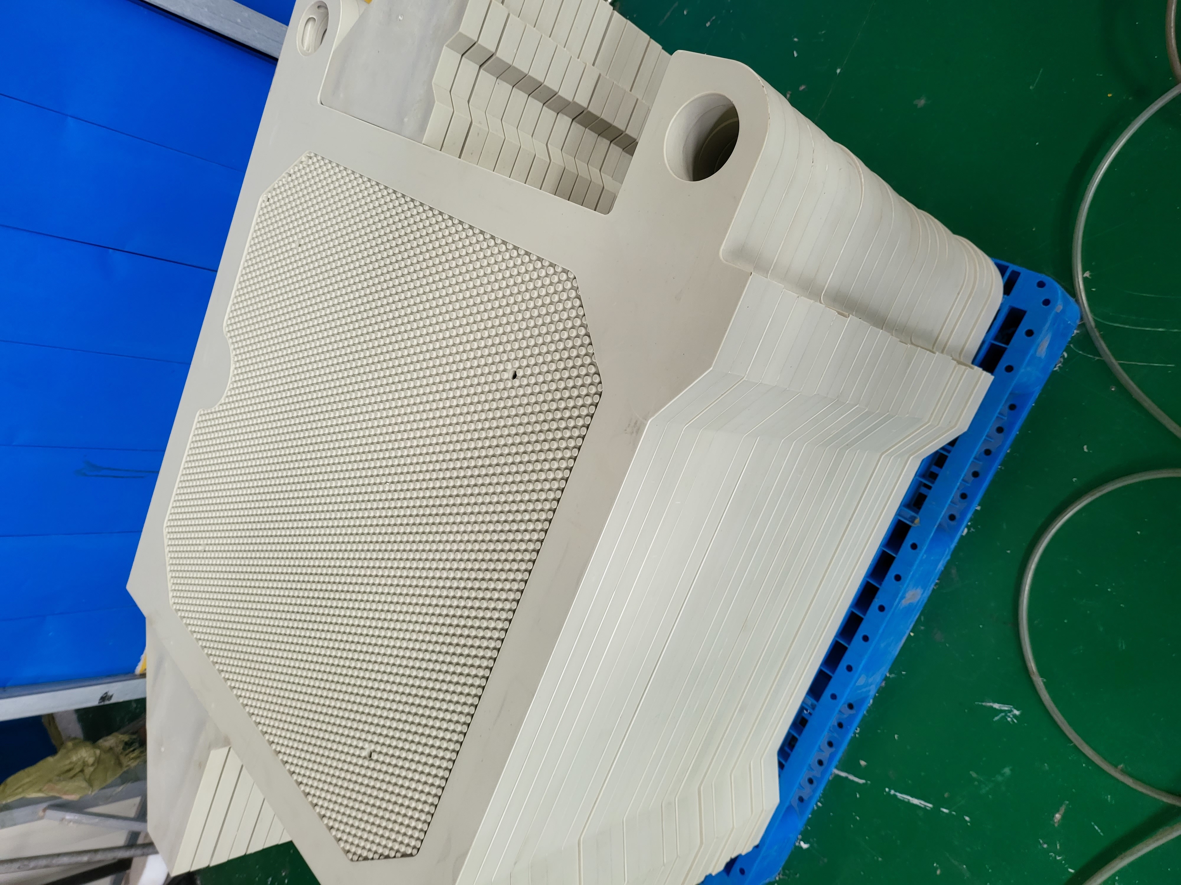 Understanding the Role of 880 Filter Plates in Modern Industrial Applications