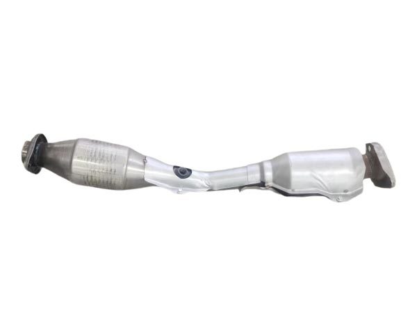 Nissan Tiida three-way catalytic converter
