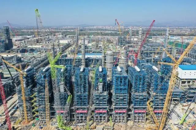 中国石油广东石化乙烯装置裂解炉顺利封顶