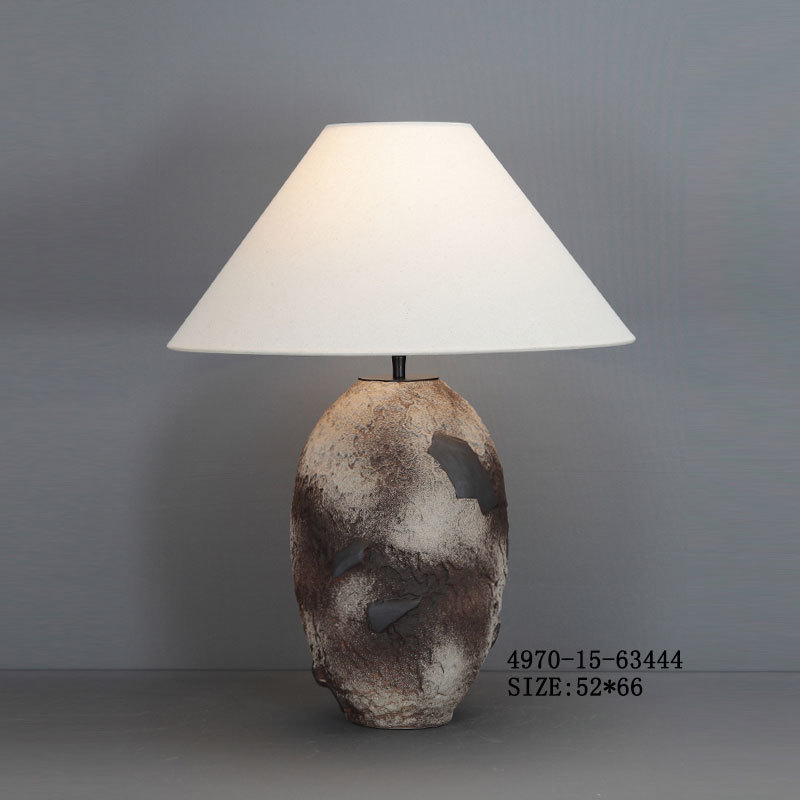 Rustic Ceramic Table Lamp with Distressed Finish and Fabric Shade - Perfect for Cozy Home Decor