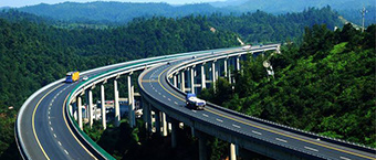World number one! The total length of highways in China is 142,600 kilometers