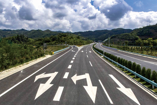 熱熔噴涂型道路標線