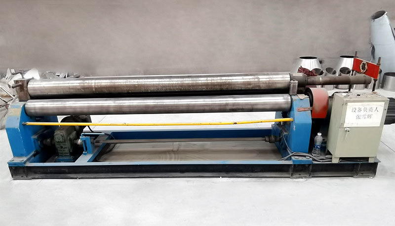Plate bending machine