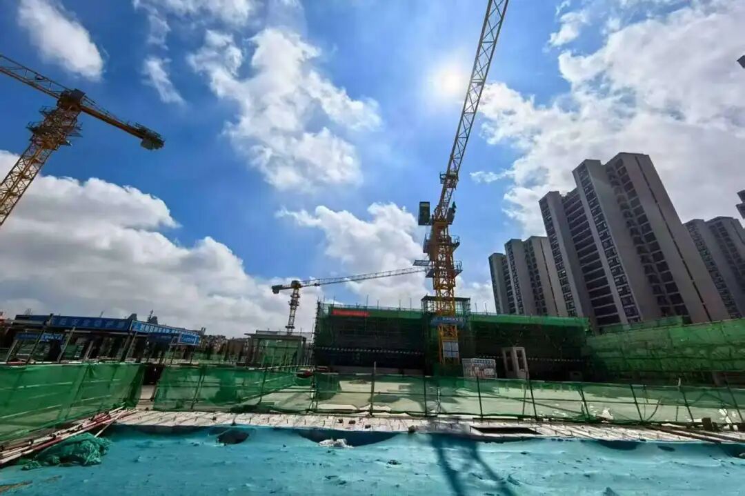 双节我在岗,发展不停步——开投集团假期坚守岗位促攻坚 双节我在岗,发展不停步——开投集团假期坚守岗位促攻坚