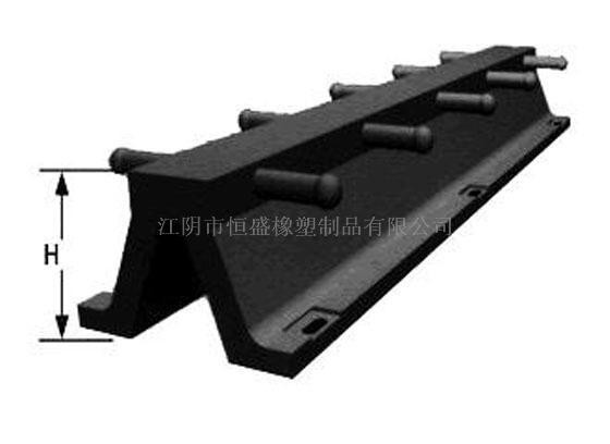 舷梯型橡膠護(hù)舷
