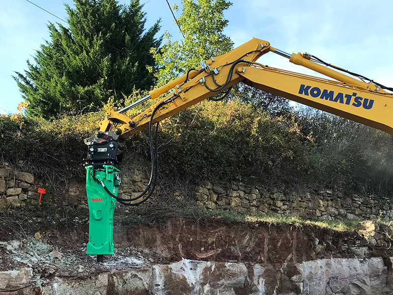 Montabert Hydraulic breaker