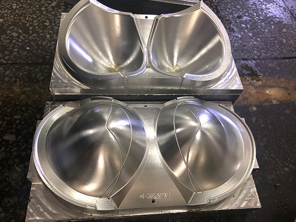 模具開發