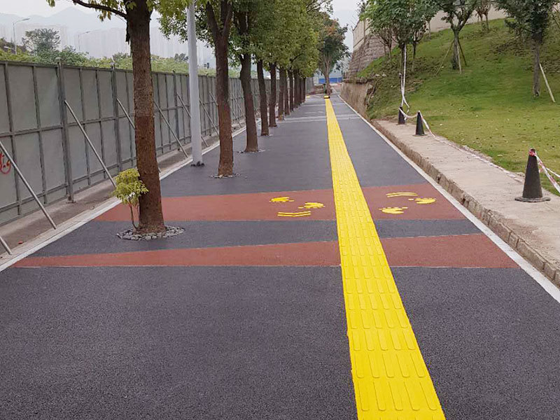 重庆大竹林首条自行车道 / 彩色生态透水混凝土路面 重庆大竹林首条自行车道 / 彩色生态透水混凝土路面