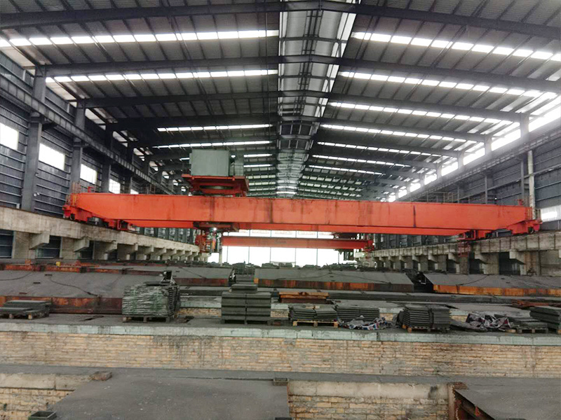 Graphitized New Material Suction/Feeding Crane