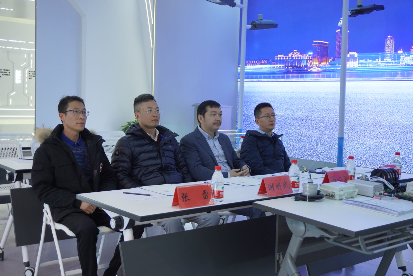深圳爱克莱特科技股份有限公司董事长谢明武一行到访大明智联交流合作