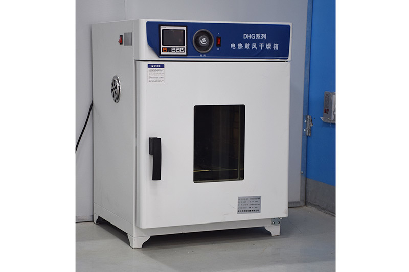 Drying oven