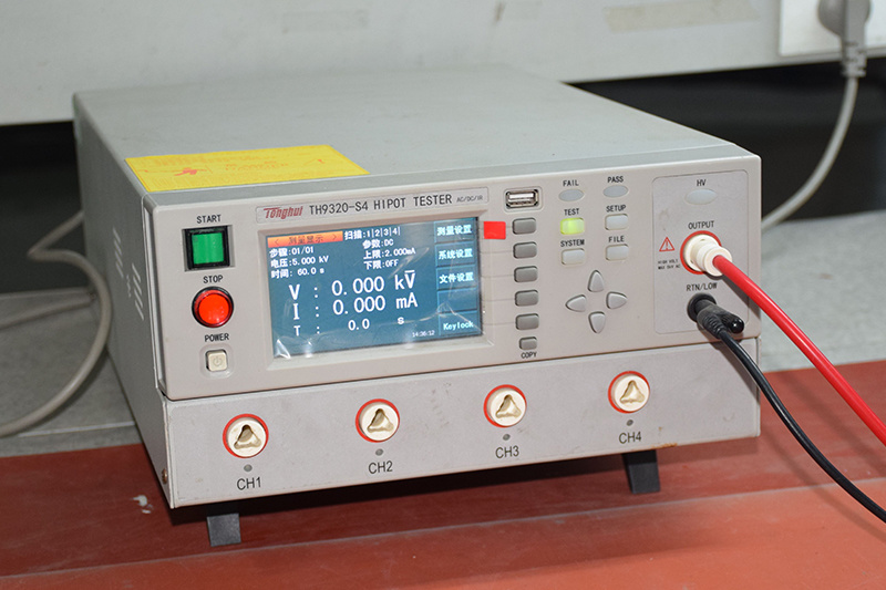 Insulation withstand voltage tester