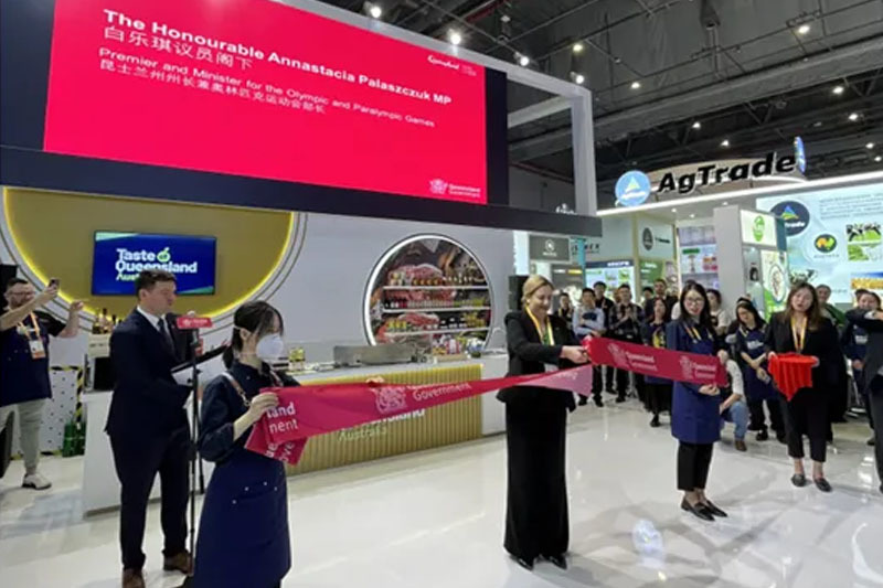 Please come in and go out. Huiyang Foods and Australia's QFC Group signed a cooperation agreement during the Expo.