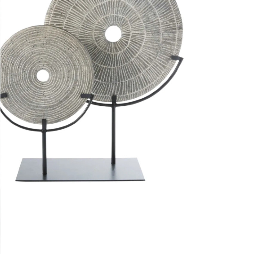 Sculptures & Objects