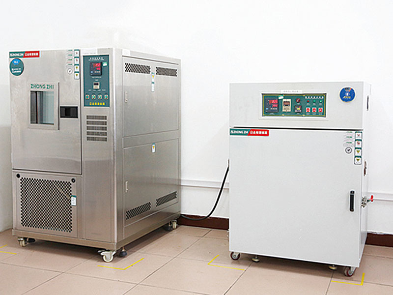 High and low temperature test chamber