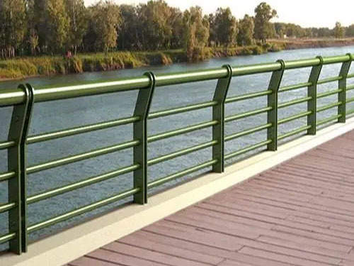 Barandilla del canal