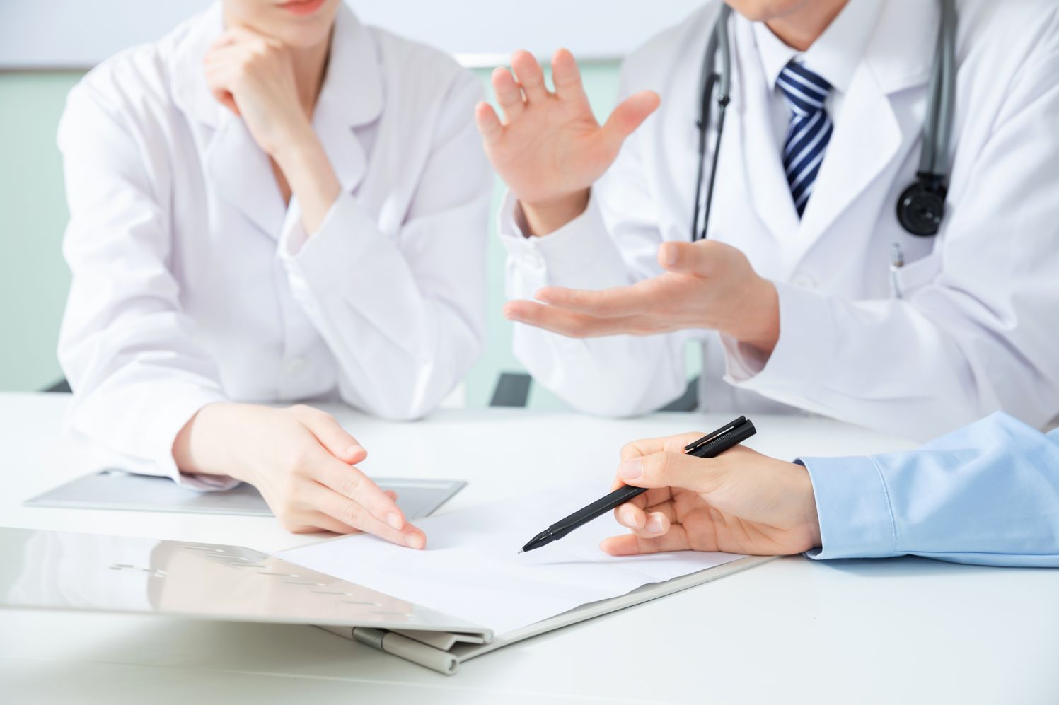 On COVID-19 vaccination, experts in disease control in China said