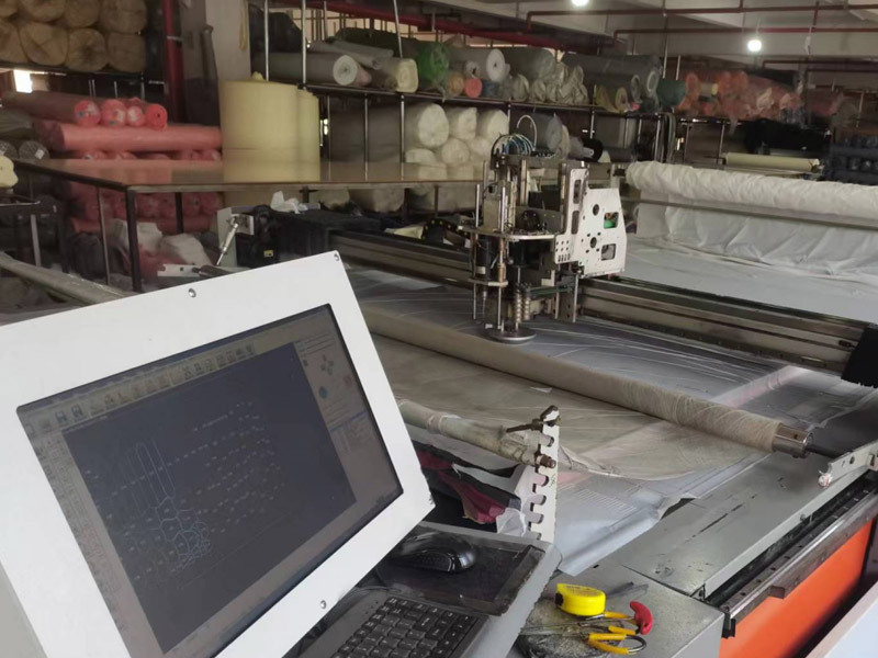 Automatic cutting machine Automatic cutting machine