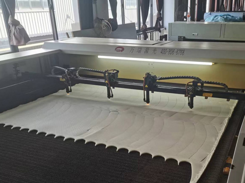 Laser cutting machine Laser cutting machine
