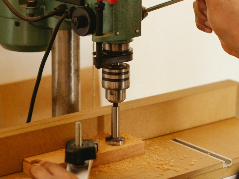 How to maintain the sharpness of woodworking cutting blades?