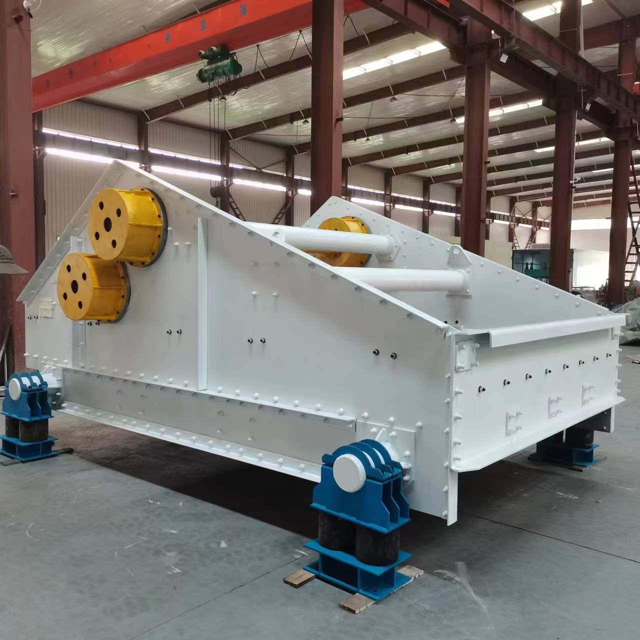 2024 New Product Linear Vibrating Screen Machine Vibrating Sieve Mining Machinery
