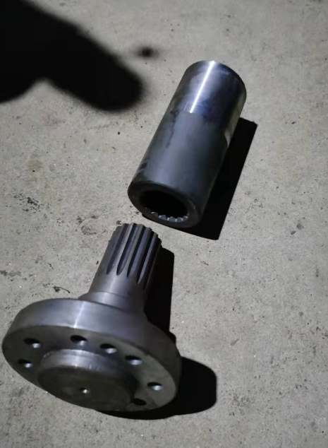 Spline shaft sleeve