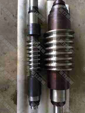 Variable lead worm gear: A special transmission component with a variable lead