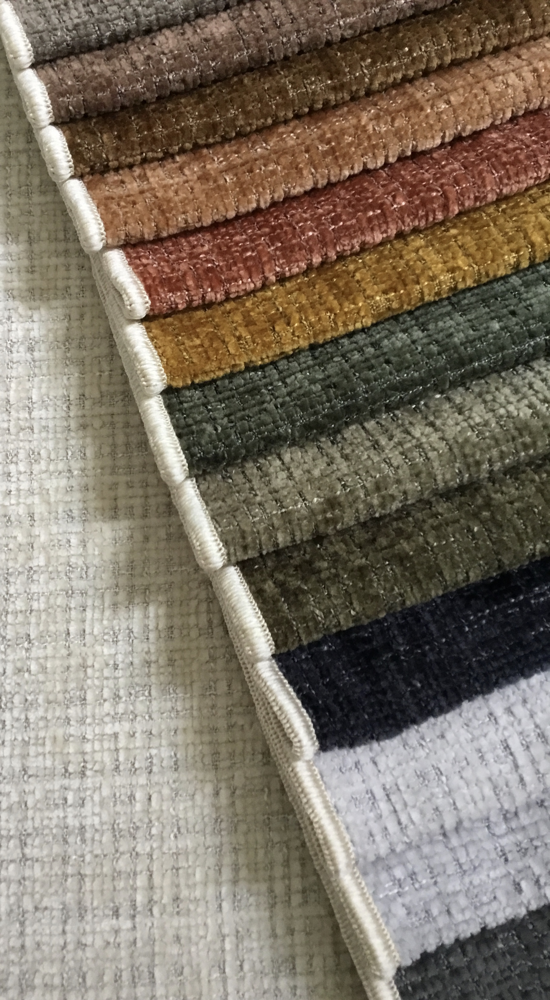 CFCH050989  Chenille