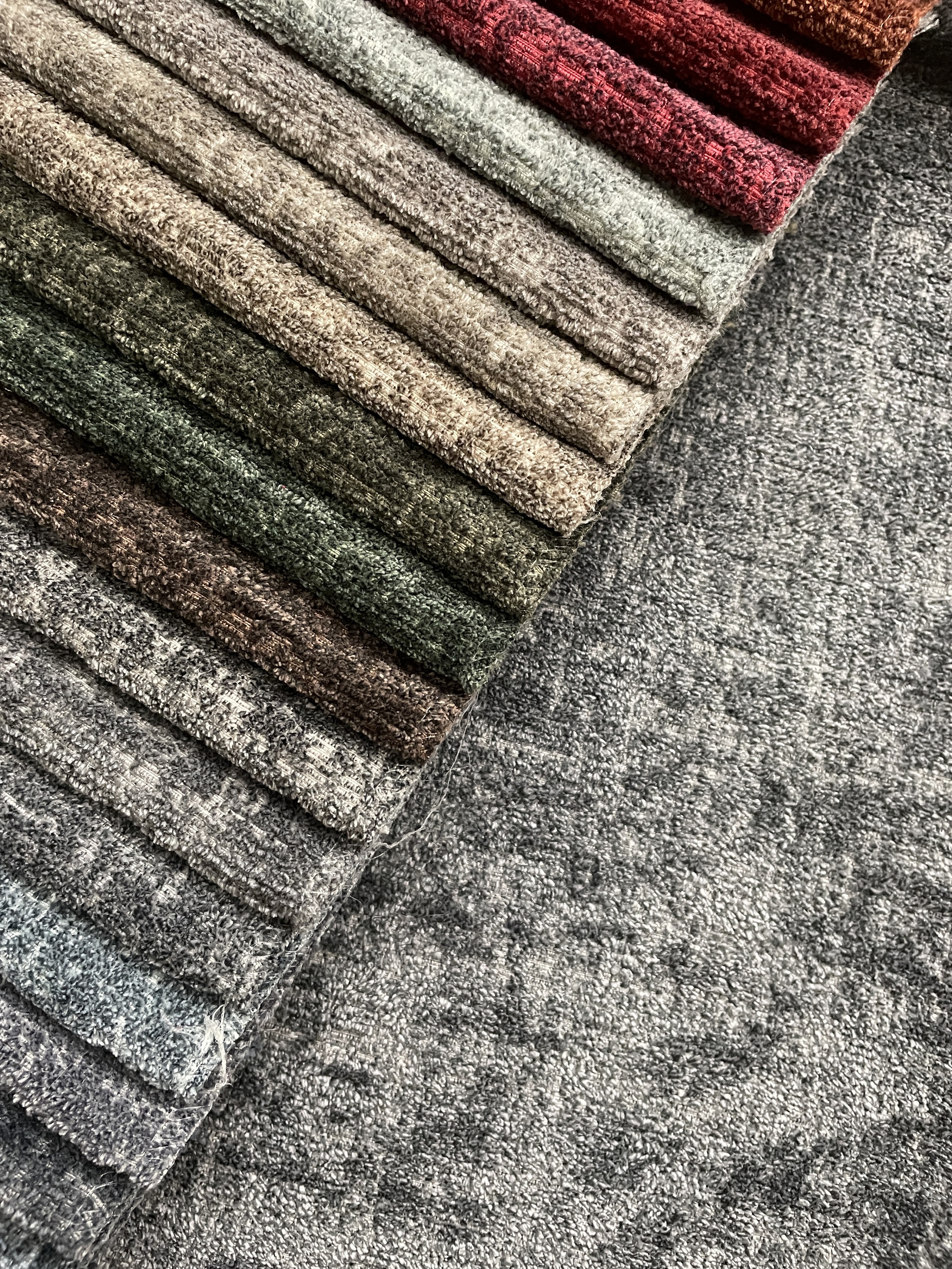 CFWY-MMH44 Chenille