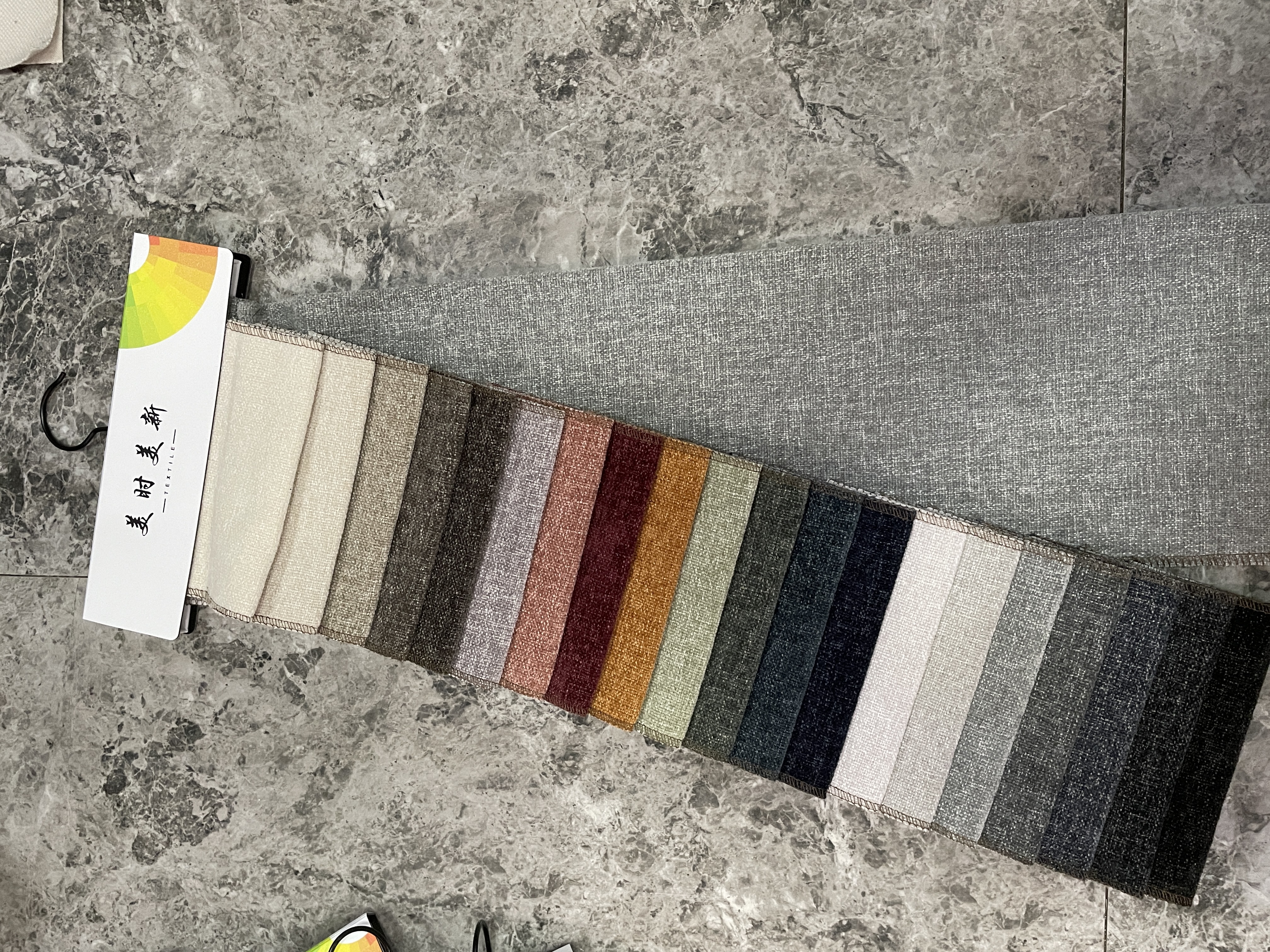 CFSMTZ1832 Chenille