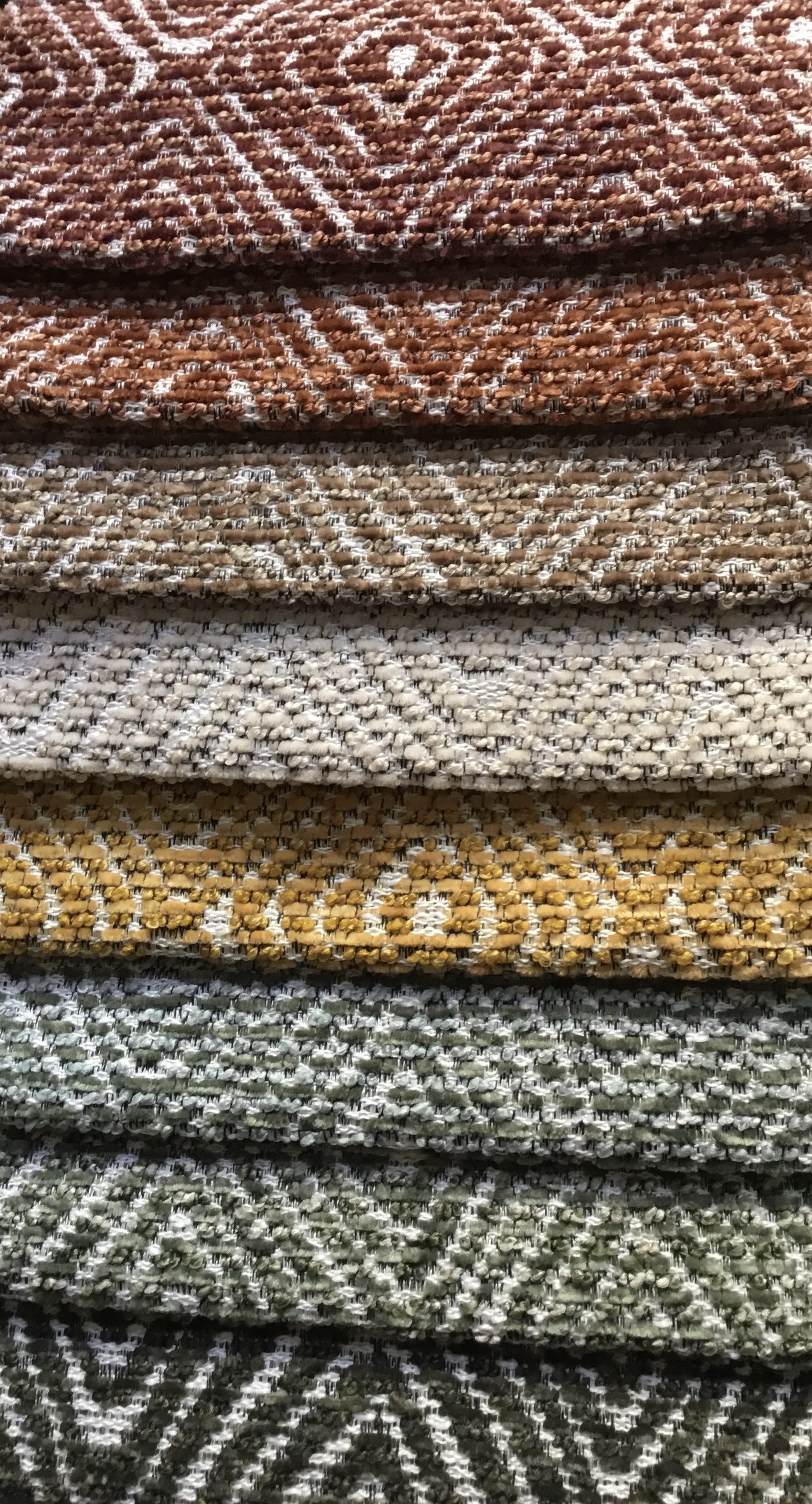 CFMR050673   Chenille