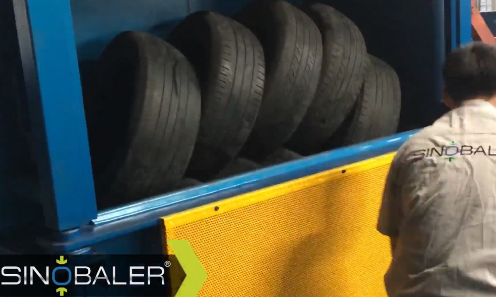 36. Car Tire Baler, Tire Baling Press Machine SVB2-TB CIL4.mp4