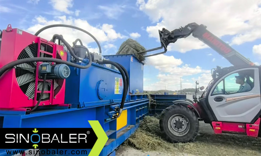 64. Large-scale Biomass Bagging Baler baling alfalfa SHB1-WS-1600C11885.mp4