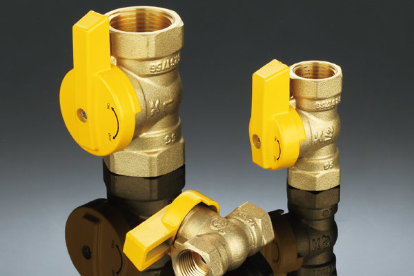 What are the advantages of automatic control ball valve?