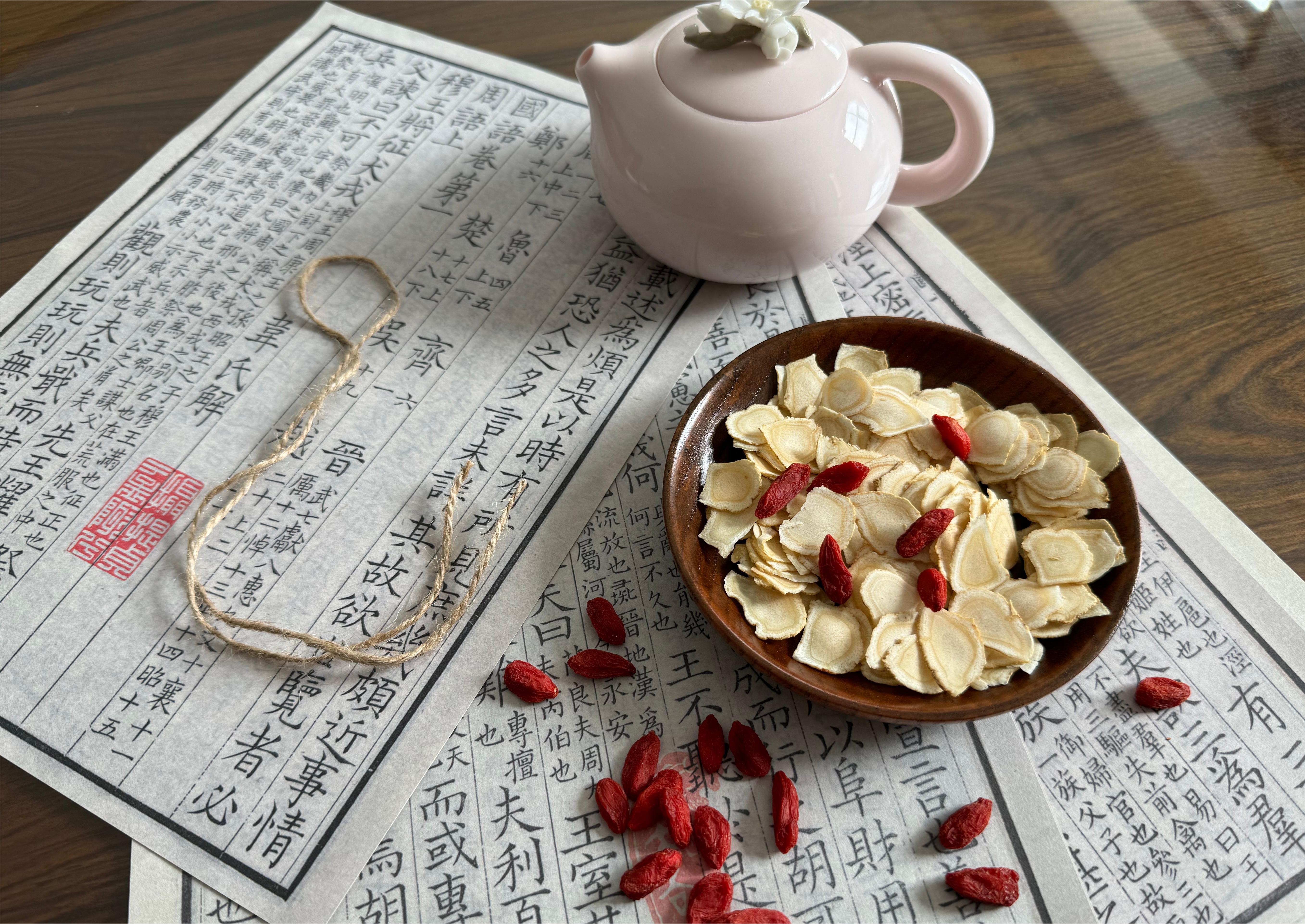 中药之智，千年传承的奥秘，守护世代健康