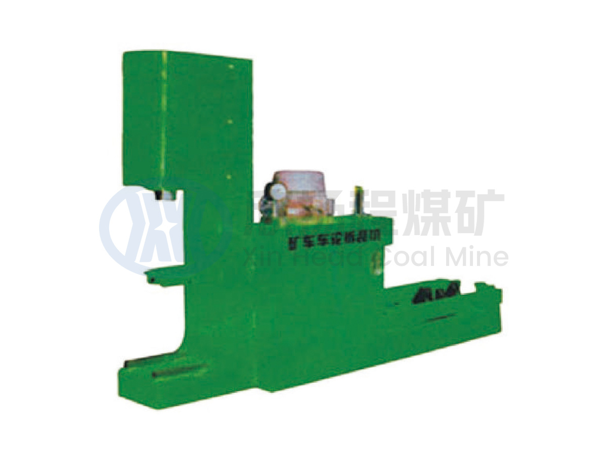 Wheel axle dismounting machine